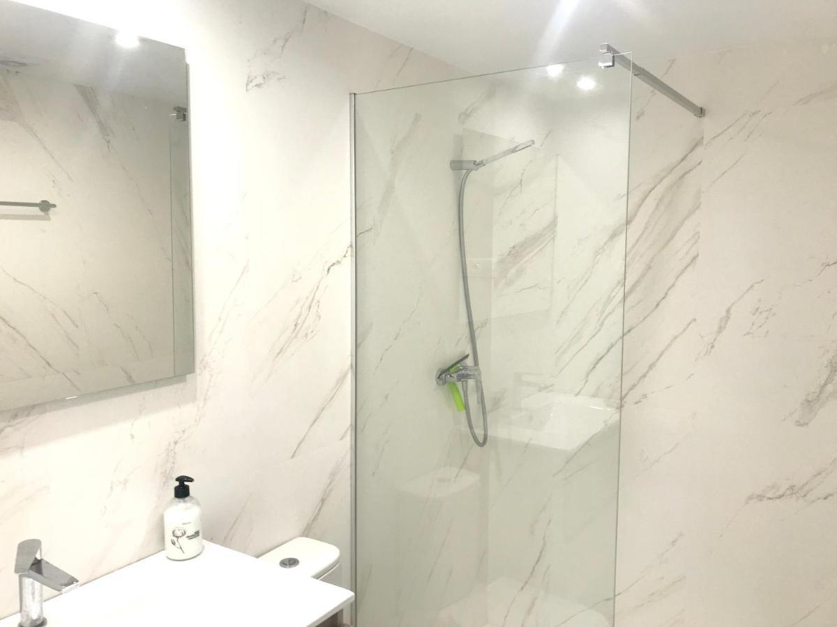 Spacious Apartment With Views In Malaga 77 M² Shared Pool Сан Луис де Сабинияс Екстериор снимка
