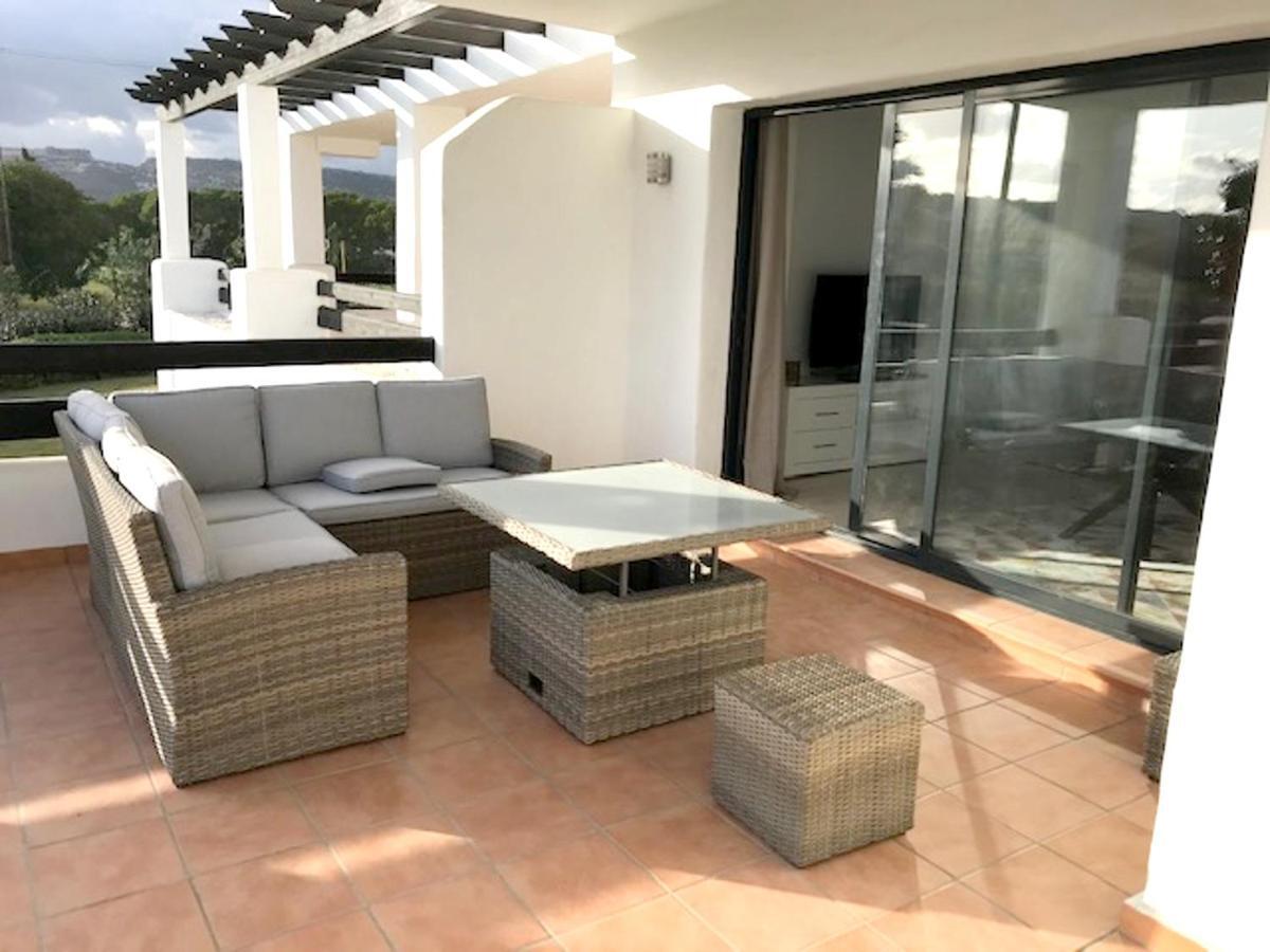 Spacious Apartment With Views In Malaga 77 M² Shared Pool Сан Луис де Сабинияс Екстериор снимка